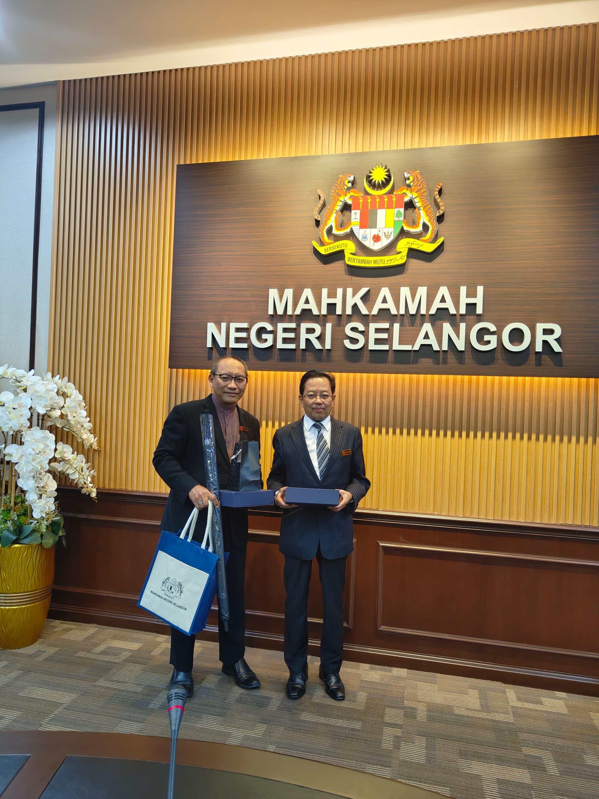 MAJLIS PENGHARGAAN DAN TAUTAN KASIH