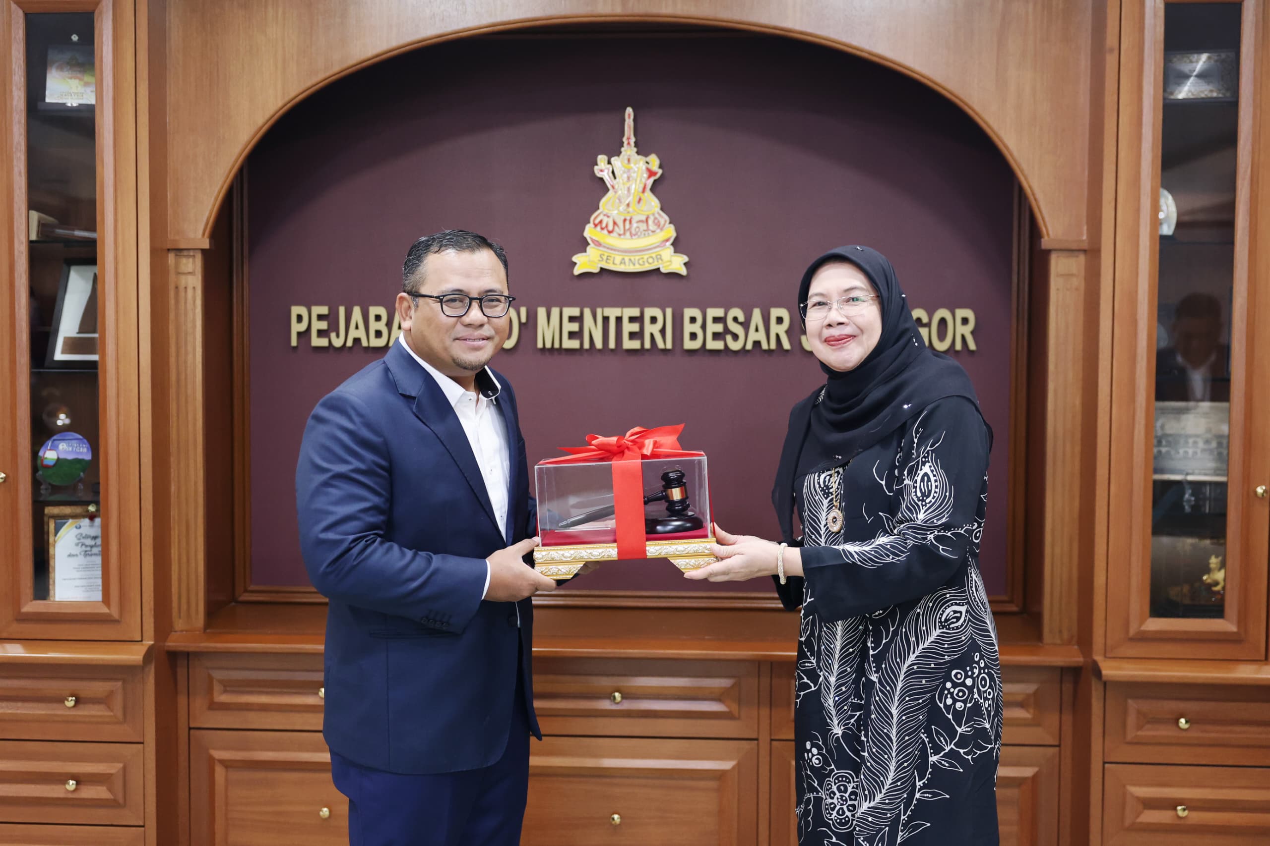 PEJABAT MENTERI BESAR